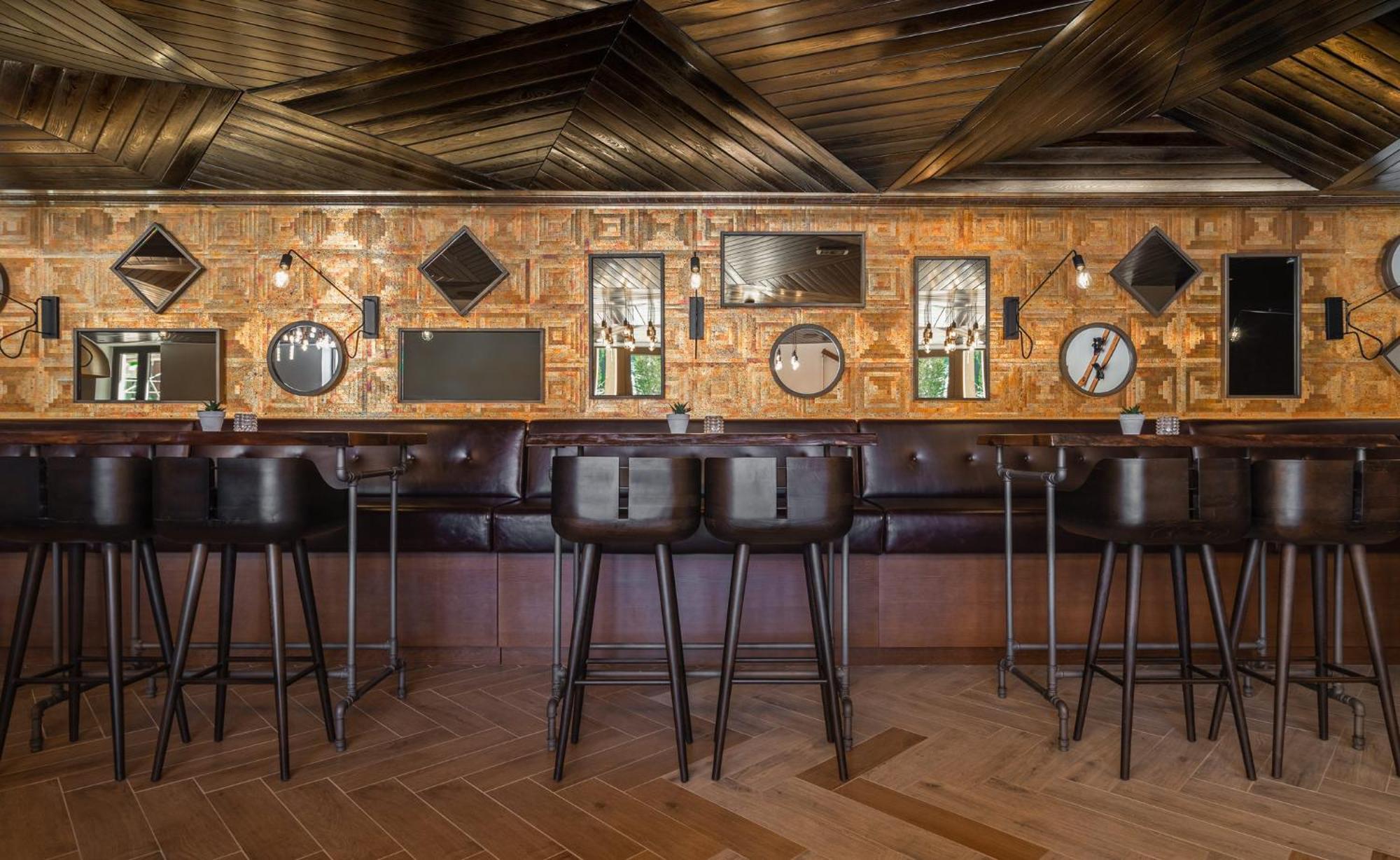 Viceroy Kopaonik Serbia Exterior foto The bar at the 1905
